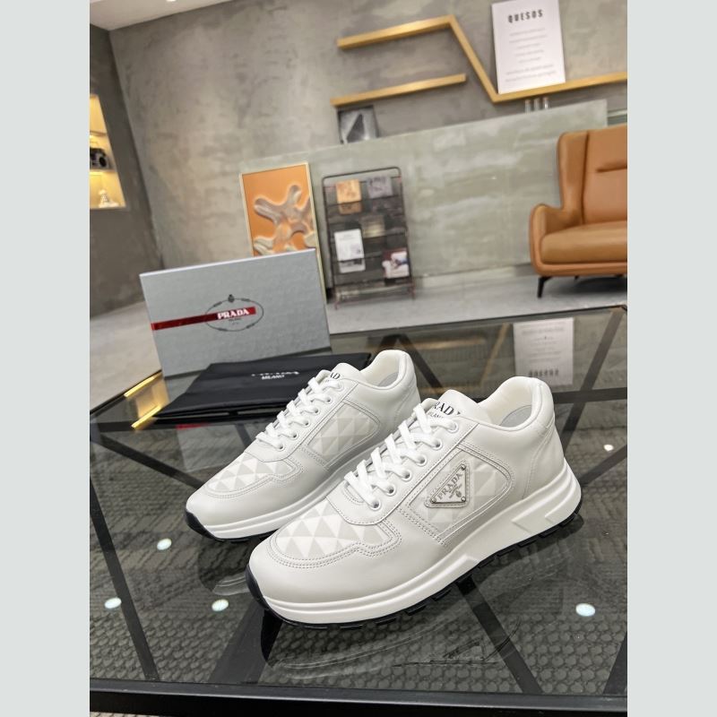Pra*a sneakers